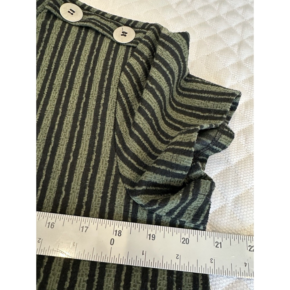 Cable & Gauge Women's Green & Black Striped Short Sleeve Mock Neck Top Size PXL - Picture 5 of 6